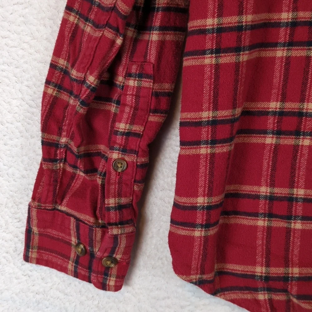 Banana Republic Men's Red‎ Plaid Flannel Button Down Standard Fit Shirt Size M